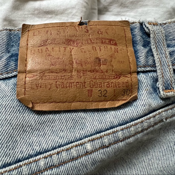 Vintage distressed Levi’s - Picture 5 of 6